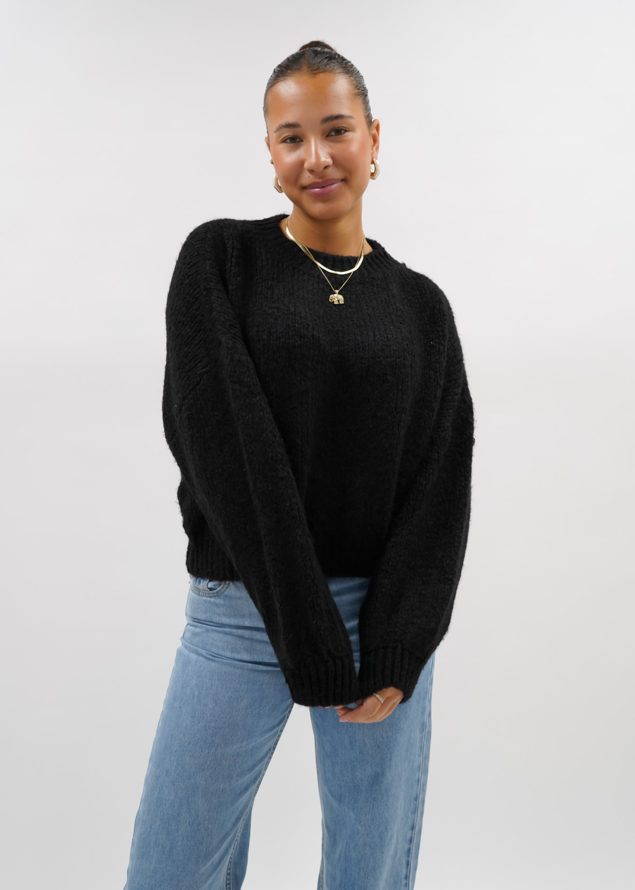 Knitted sweater black