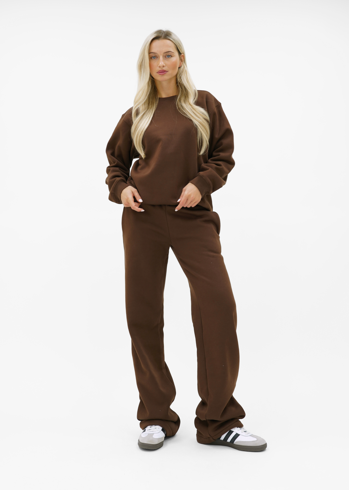 Låg/medel midja jogger byxor svart (TALL)