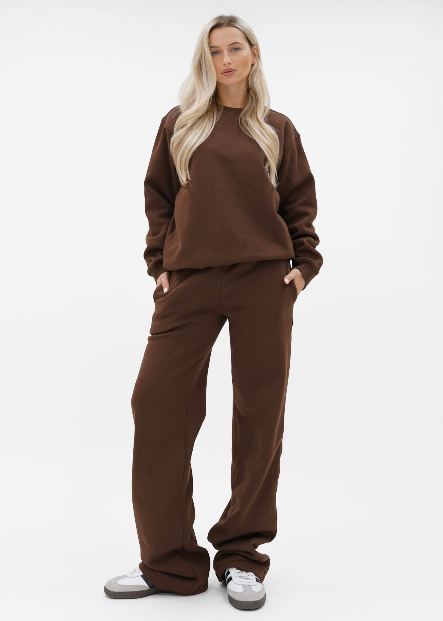 Låg/medel midja jogger byxor svart (TALL)