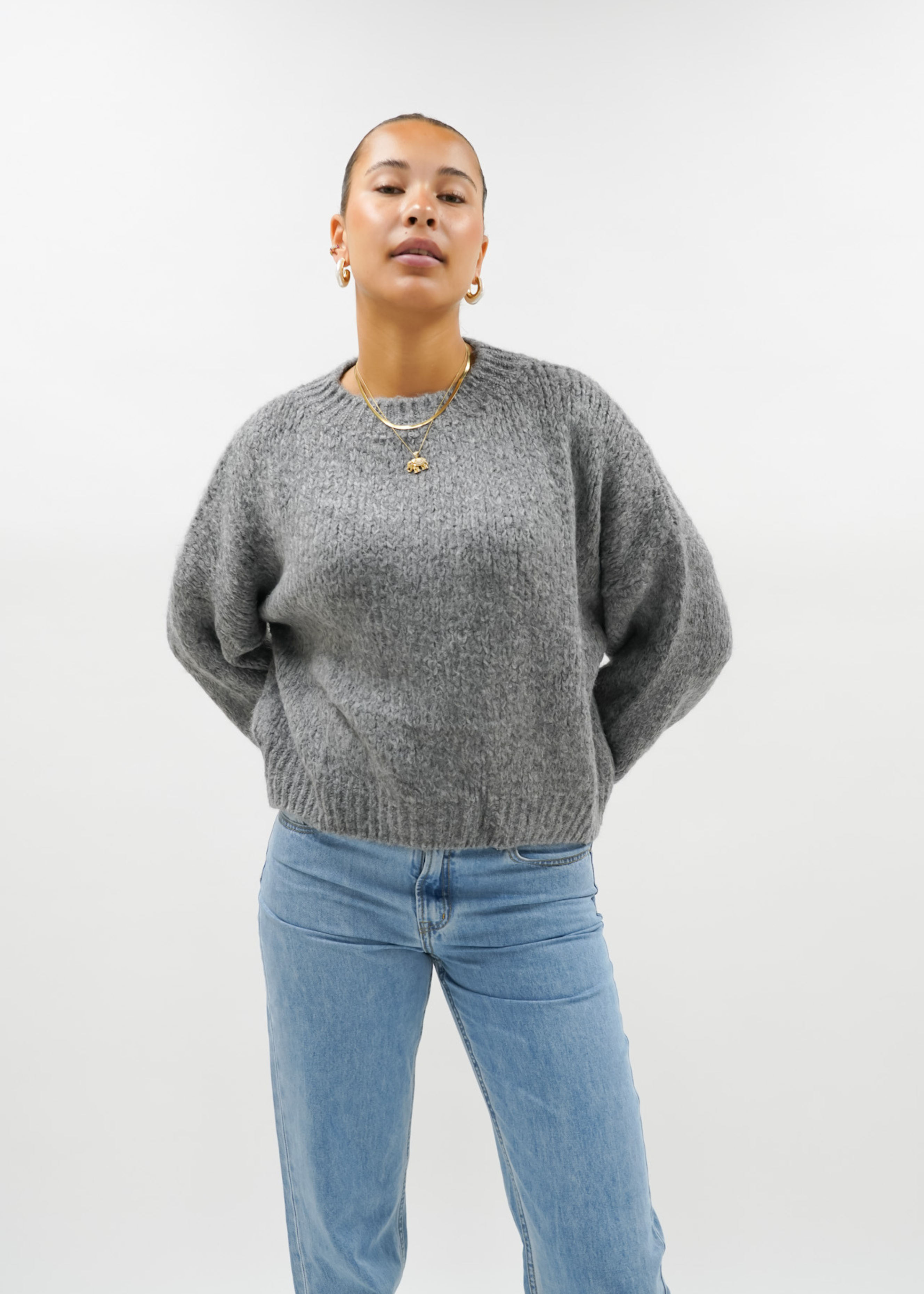 Knitted sweater dark grey