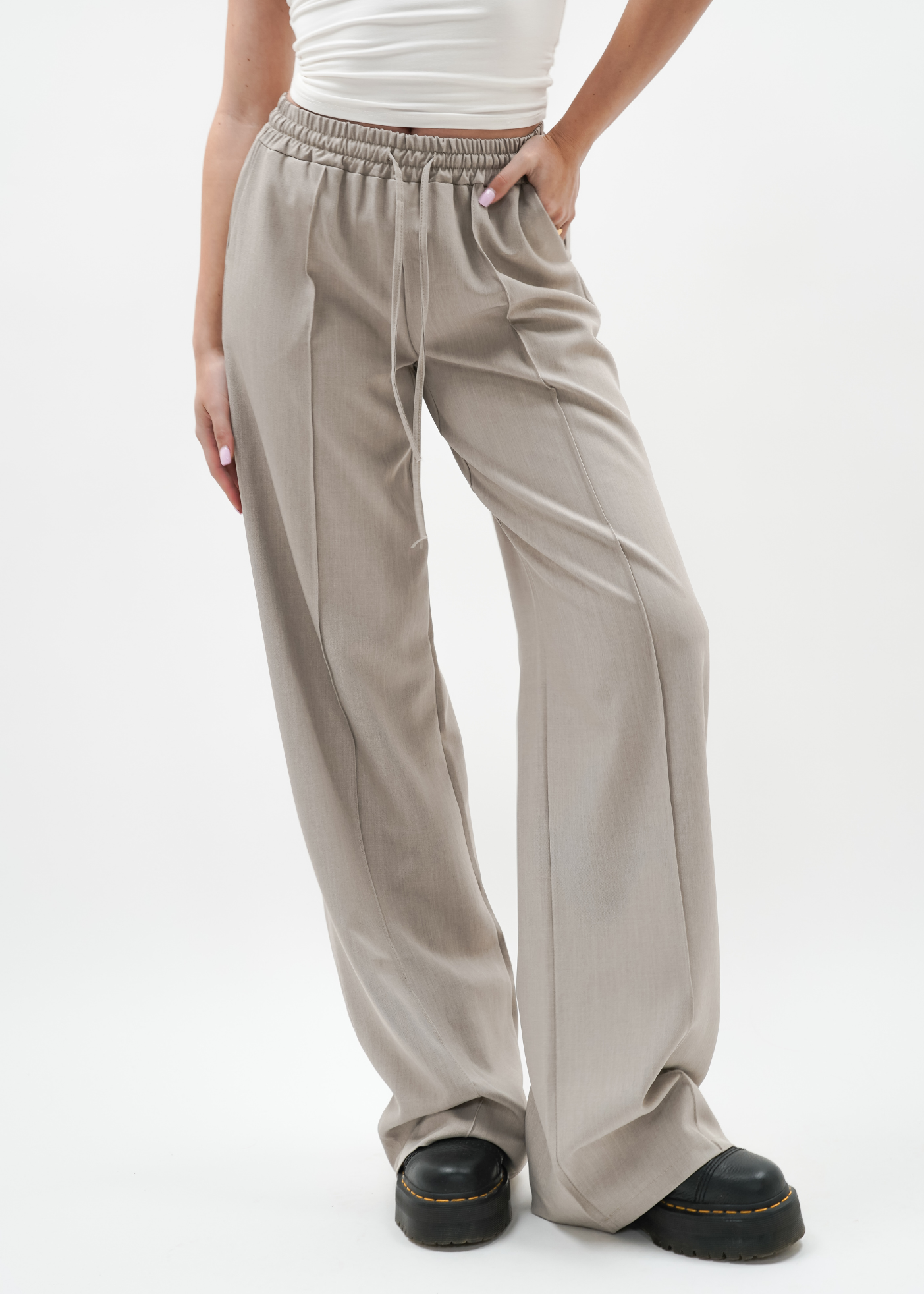 Flowy pants with pressfold (TALL) taupe