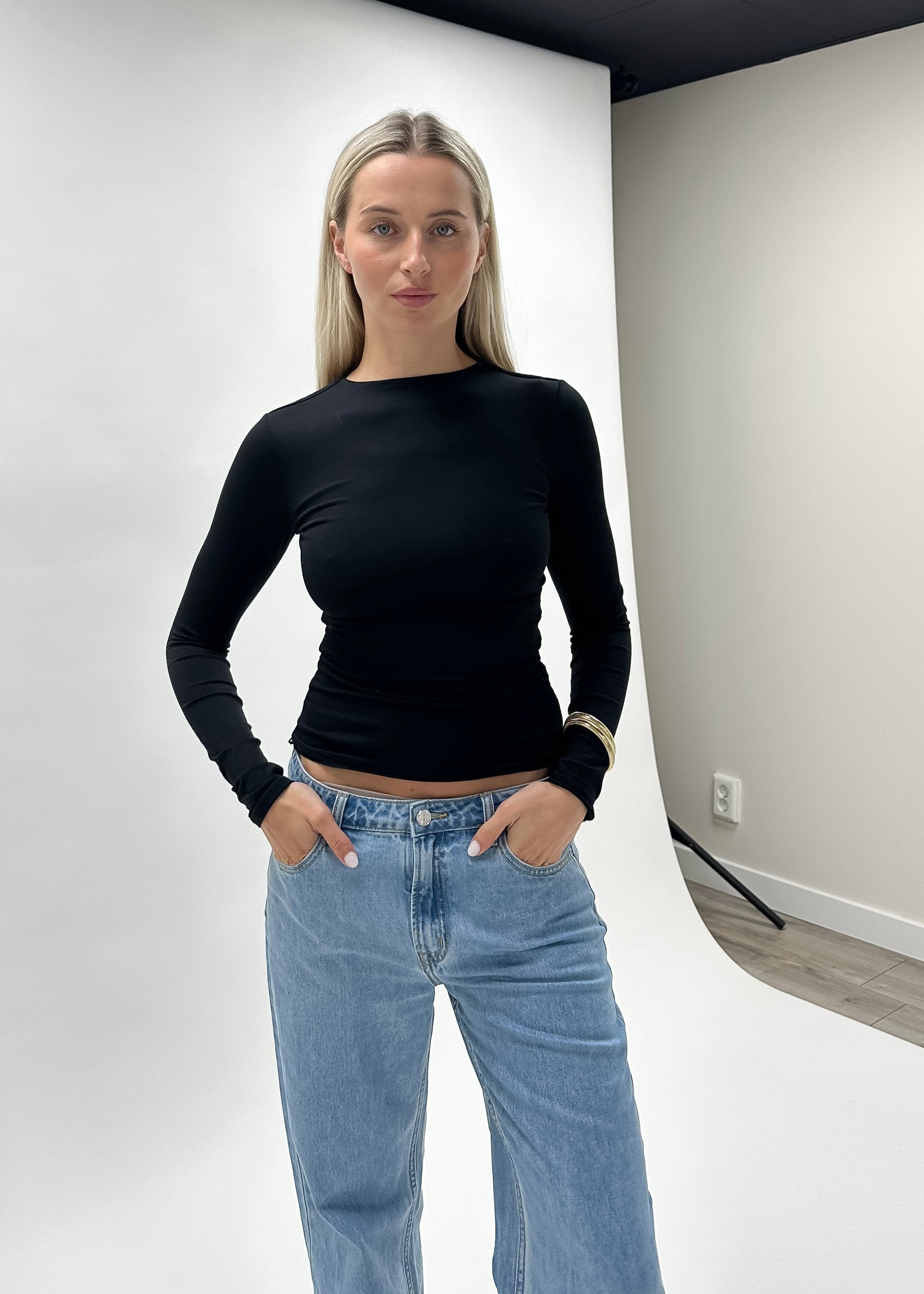 Long sleeve top long black