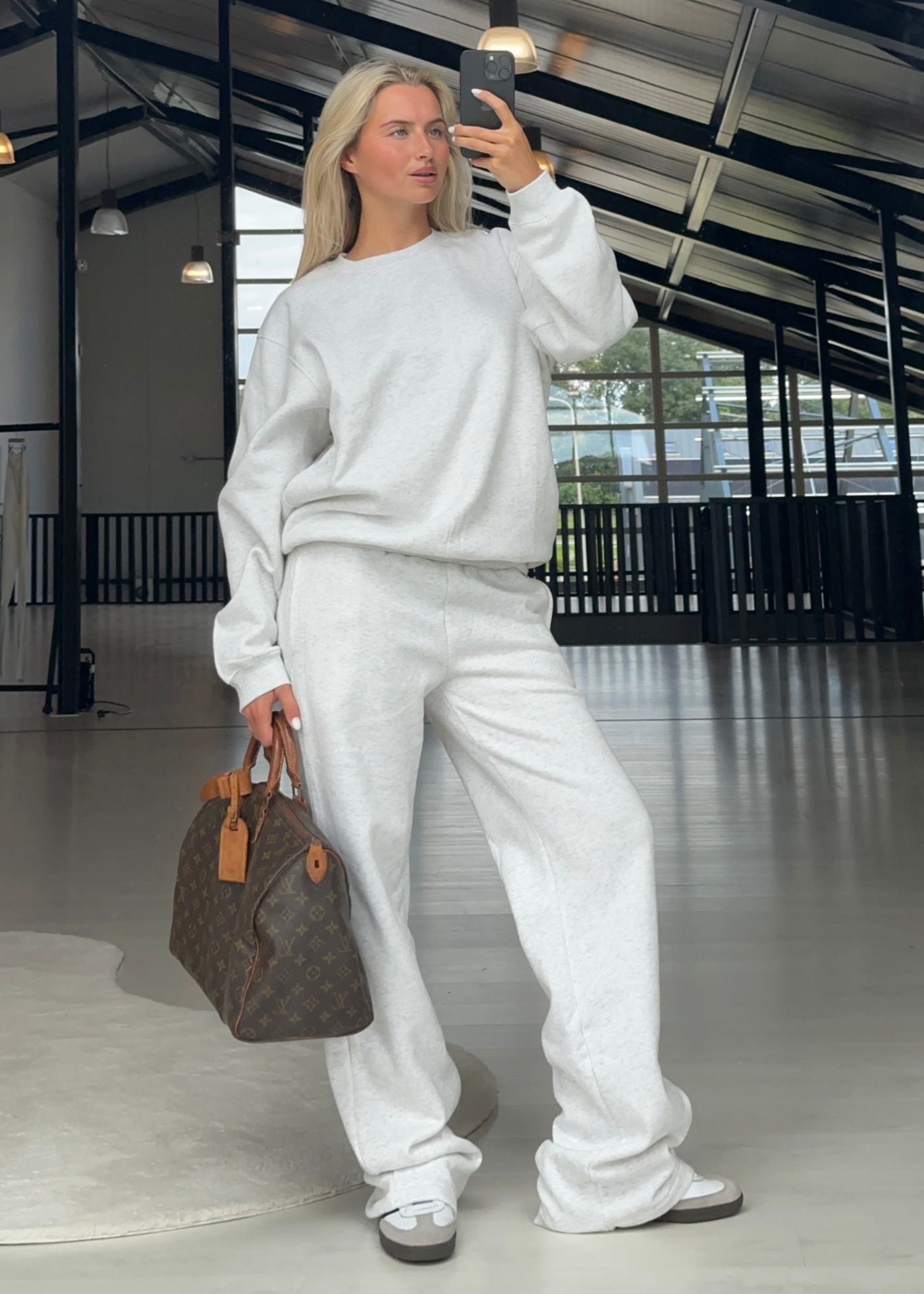 Basic sweater light grey melange (tall)