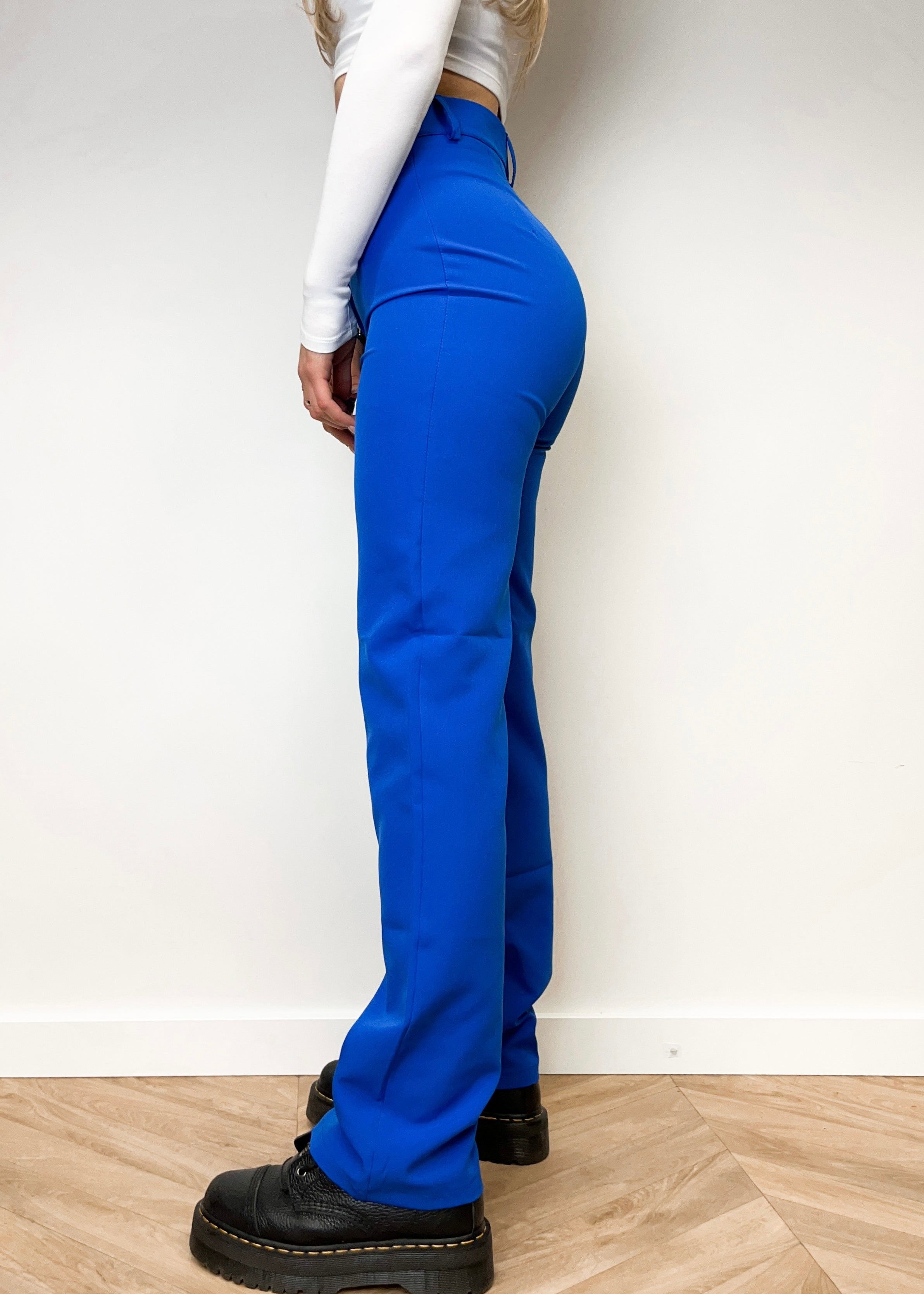 Straight leg pants with pressfold electric blue (TALL)