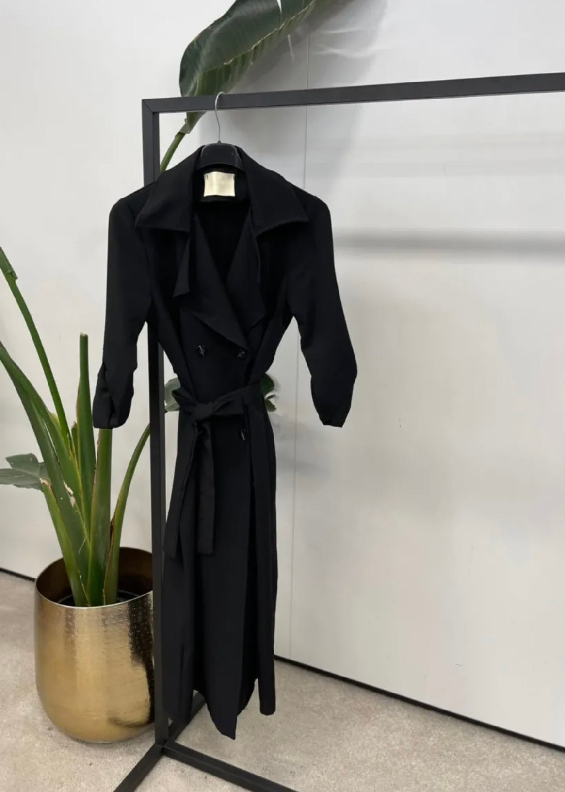 Trenchcoat black