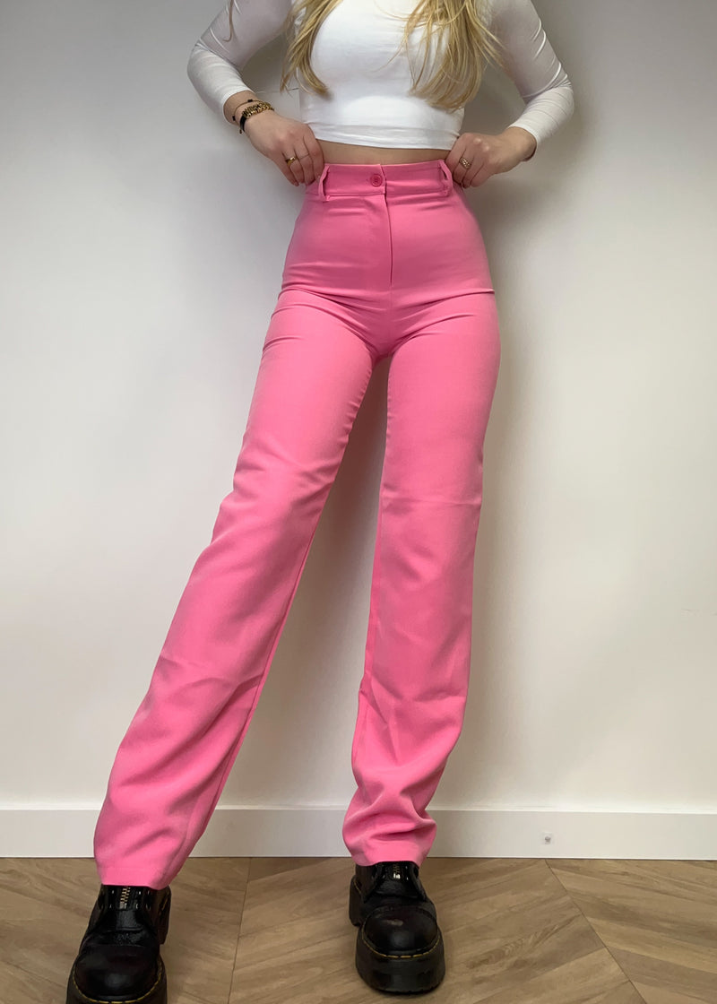 Pantalon droit assez rose
