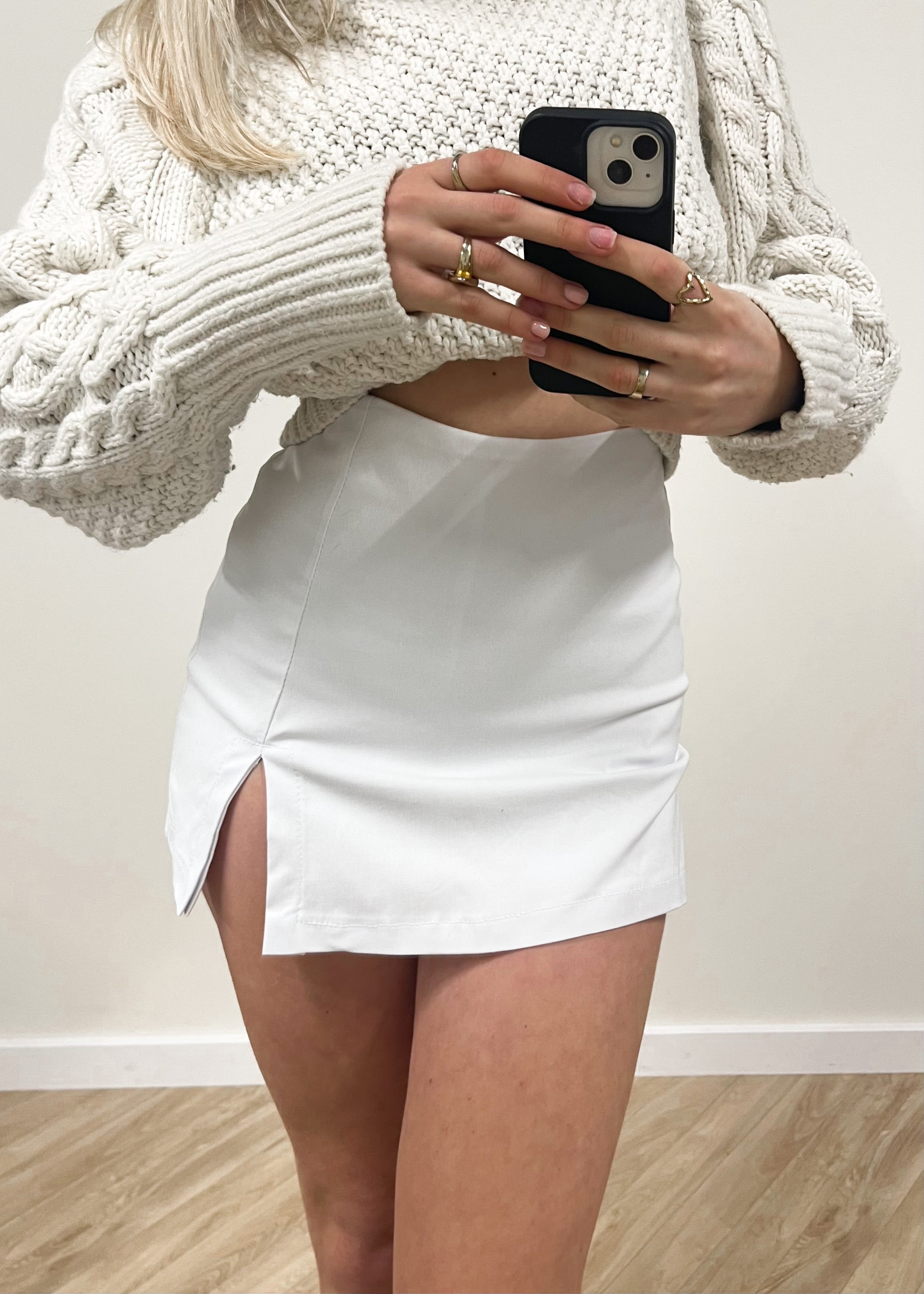 Skort träffade split vit
